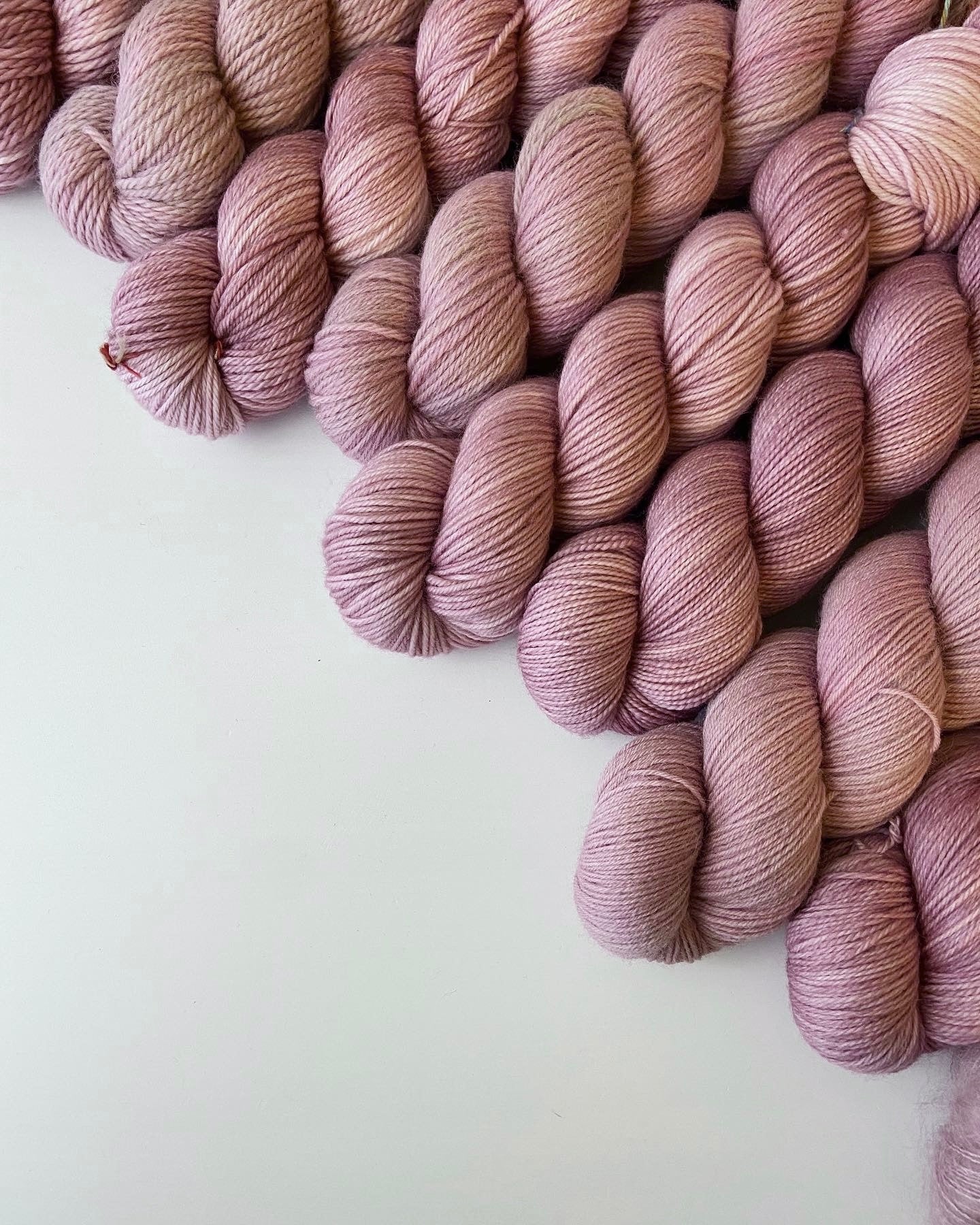 Misty Mauve (In-Stock)